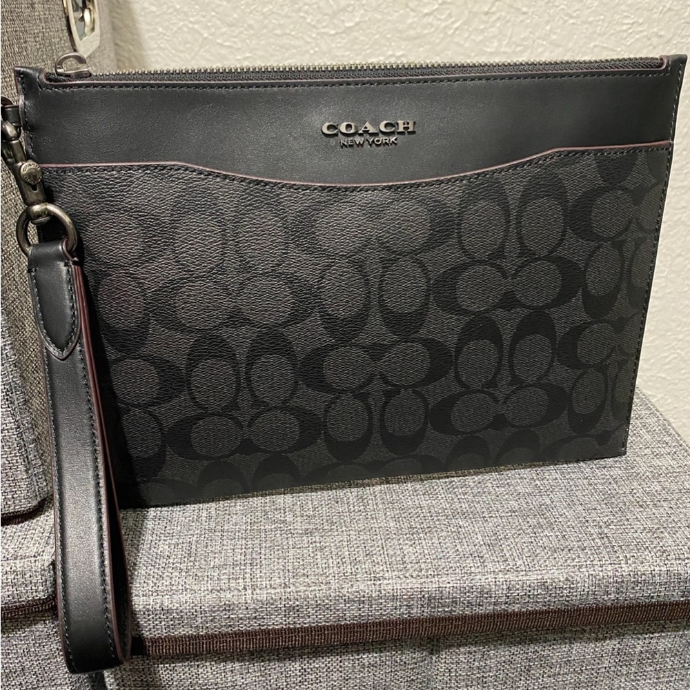 Coach pouch